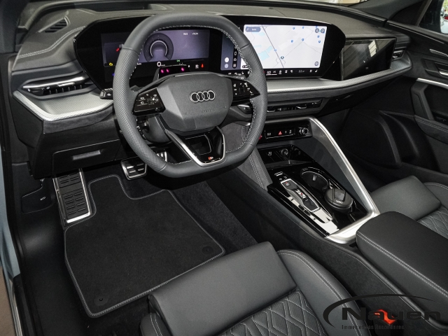 SQ5 Audi Exklusiv Farbe Pfeilgrau HUD S tandheiz