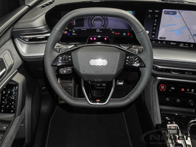 SQ5 Audi Exklusiv Farbe Pfeilgrau HUD S tandheiz