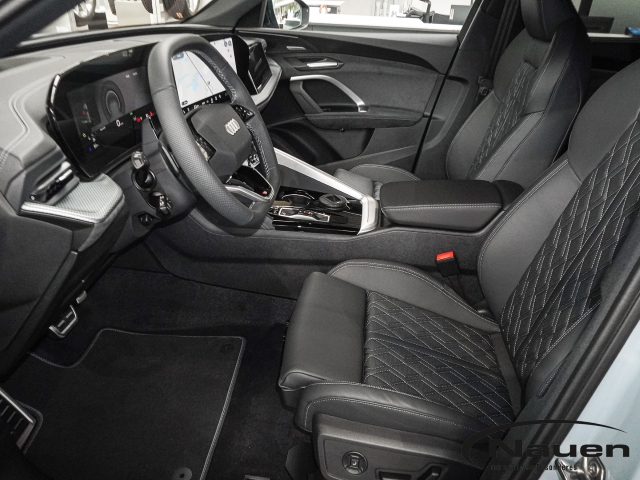 SQ5 Audi Exklusiv Farbe Pfeilgrau HUD S tandheiz