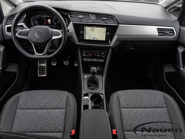 Touran R-Line Move 1,5l TSI *7-Sitzer*AHK*KAMERA*NAVI*