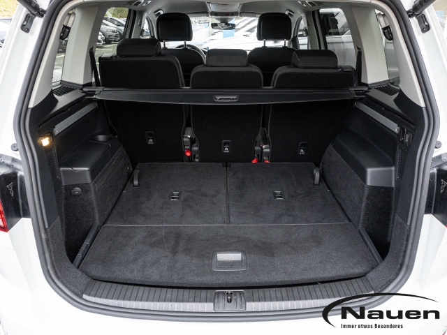 Touran R-Line Move 1,5l TSI *7-Sitzer*AHK*KAMERA*NAVI*