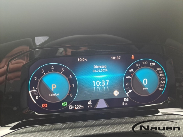Golf VIII 1.5 TSI DSG R-Line Black Style Panorama