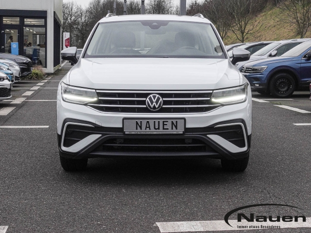 Tiguan Allspace 2.0 TDI Life *PANO*AHK*KAMERA*NAVI*SHZ*