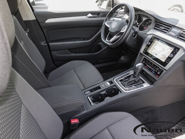 Passat Variant DSG Conceptline NAVI,KAMERA,LED,APP-CONNECT