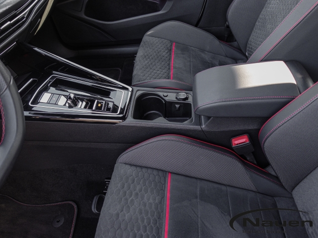 Golf 2.0 TSI GTI Clubsport LED,CARPLAY,DAB