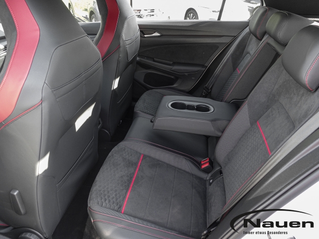 Golf 2.0 TSI GTI Clubsport LED,CARPLAY,DAB