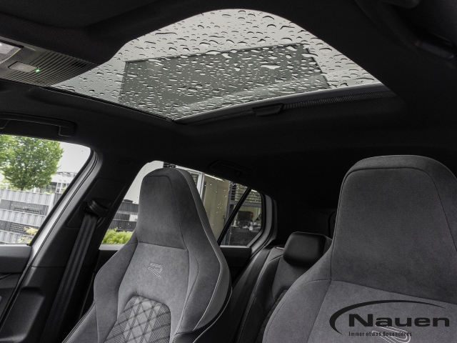 Golf 2.0 TDI DSG R-Line AHK, Panorama