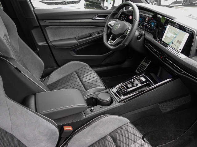 Golf 2.0 TDI DSG R-Line AHK, Panorama