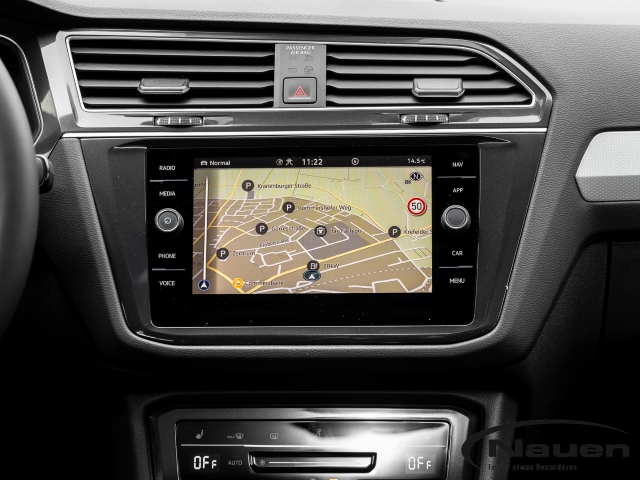 Tiguan Allspace Move 2,0 TDI DSG *7-Sitzer*MATRIX*KAMERA*NAVI*