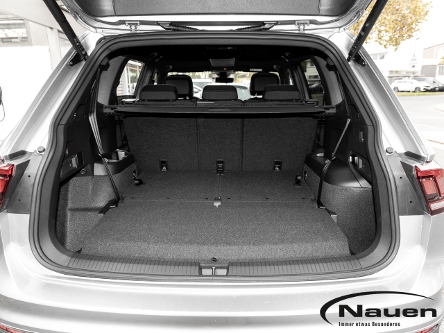 Tiguan Allspace Move 2,0 TDI DSG *7-Sitzer*MATRIX*KAMERA*NAVI*