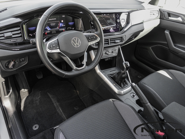 Polo VI 1.0 Life *mtl. 179,- 5,99%* Navi LED Apple CarPlay