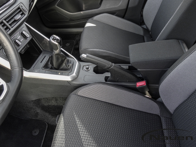 Polo 1.0 Life *Leasingrate 196,-* Navi Digitales Cockpit LED