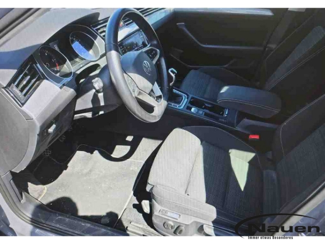 Passat 2.0 TDI Business NAVI,KAMERA,MASSAGE,LED