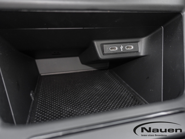 Polo VI 1.0 Life *mtl. 179,- 5,99%* Navi LED Apple CarPlay