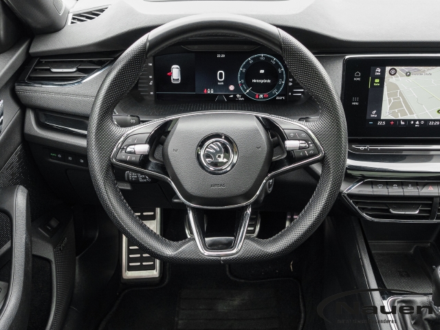 Octavia Combi 2.0 TDI Style Panorama, HUD, Canton