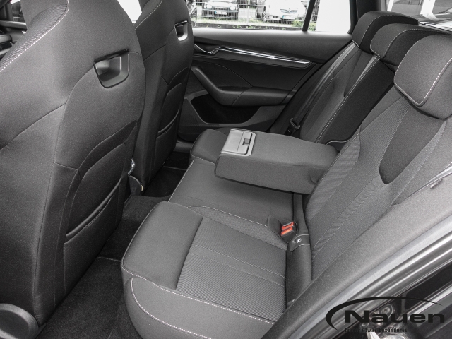 Octavia Combi 2.0 TDI Style Panorama, HUD, Canton