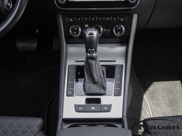 Superb Combi 1.5 TSI DSG Ambition Navi, ACC, LED