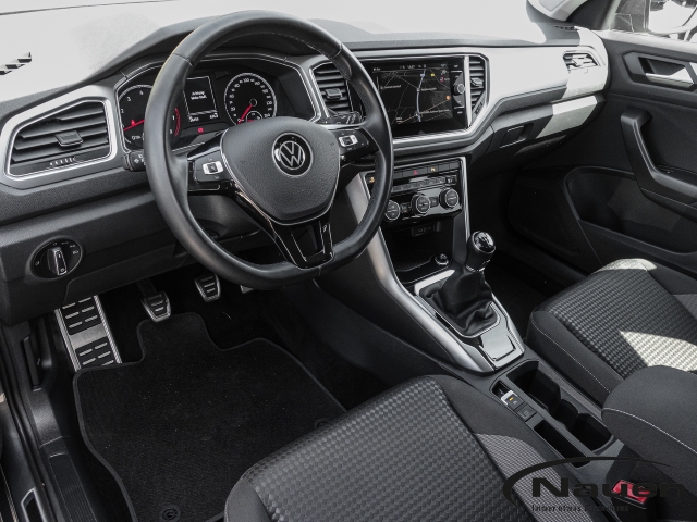 T-Roc 1.5 TSI 6-Gang Active *mtl. 199,- 4,99%*