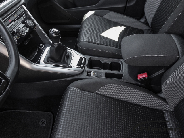 T-Roc 1.5 TSI 6-Gang Active *mtl. 199,- 4,99%*