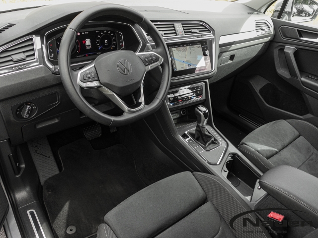 Tiguan 1.5 TSI DSG Elegance *AHK*NAVI*MATRIX*KAMERA