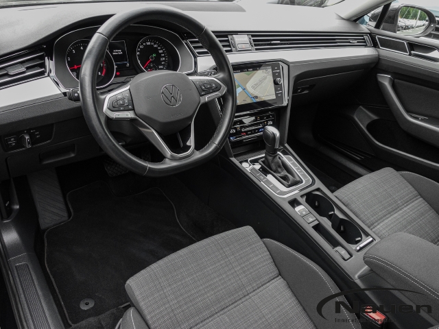 Passat Variant 1.5 TSI DSG Business Rückfahrkamera, ACC, LED