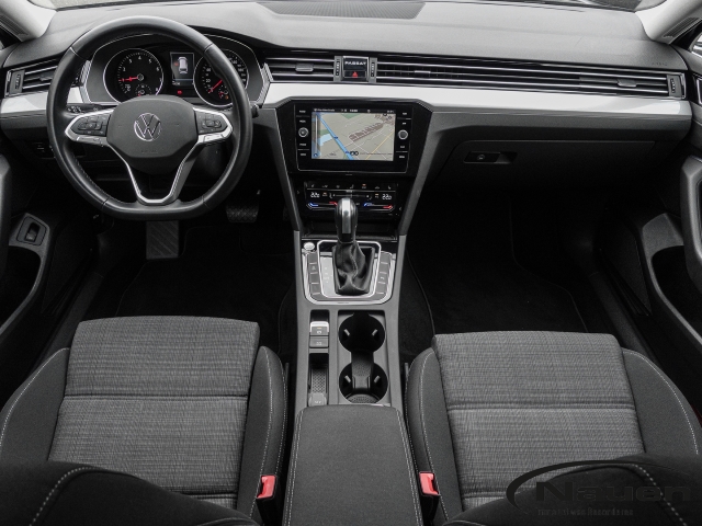 Passat Variant 1.5 TSI DSG Business Rückfahrkamera, ACC, LED