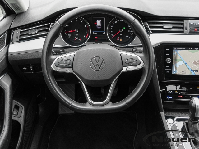Passat Variant 1.5 TSI DSG Business Rückfahrkamera, ACC, LED