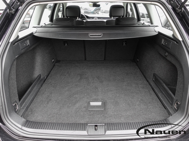 Passat Variant 1.5 TSI DSG Business Rückfahrkamera, ACC, LED