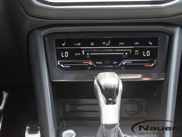Tiguan Allspace 4Motion TDI EU6e R-Line L 2.0 R-L DT142TDI D7A