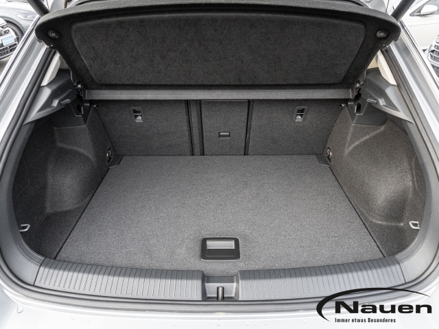 T-Roc 1.0 TSI Style *ACC*LED*NAVI*CLIMATRONIC*SHZ*