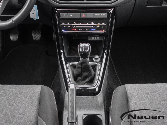 T-Cross Life *ACC*NAVI*SHZ*APP-CONNECT*