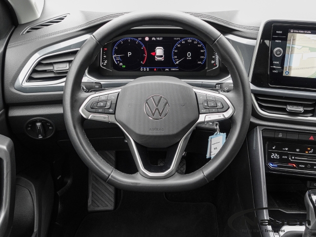 T-Roc 1.5 TSI DSG Style AHK Navi Digitales Cockpit LED ACC Apple CarPlay