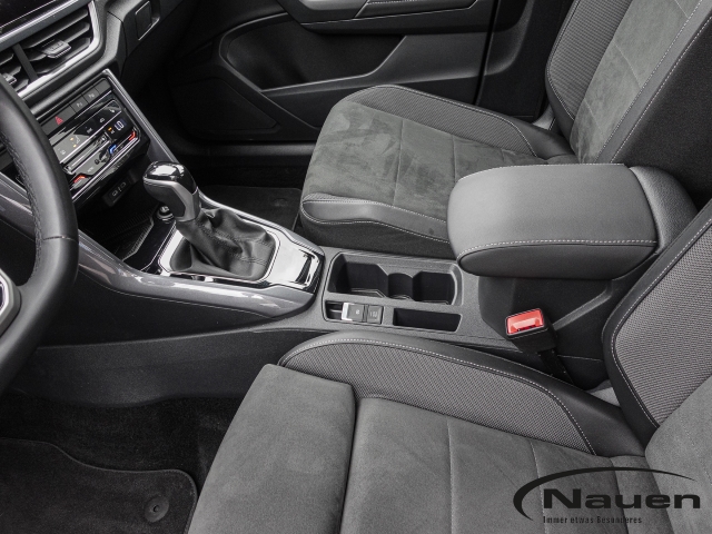 T-Roc 1.5 TSI DSG Style AHK Navi Digitales Cockpit LED ACC Apple CarPlay