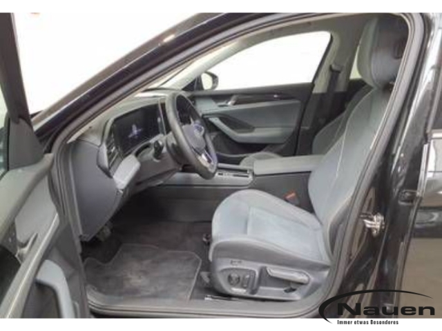 Passat Variant 2.0 TDI *AHK*KAMERA*SHZ+LHZ*LED