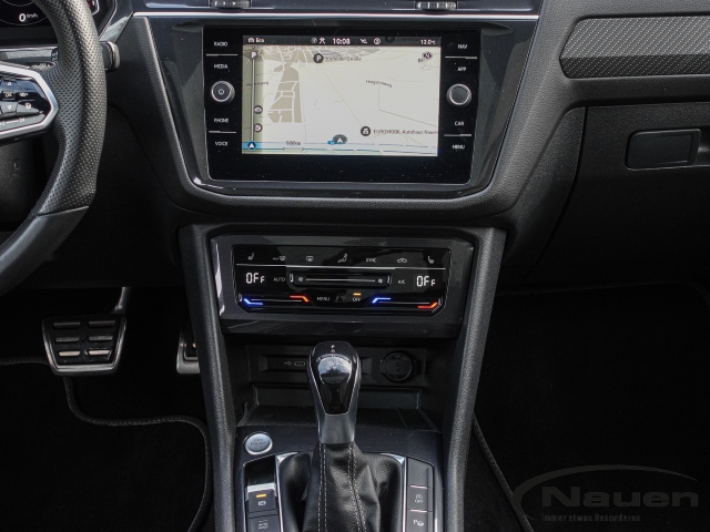 Tiguan Allspace 2.0 TDI R-Line 4Motion *7-Sitzer*AHK*PANO*MATRIX*HUD*