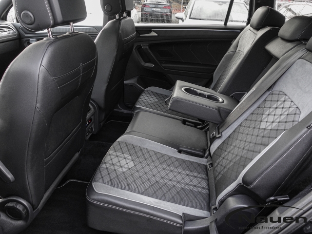 Tiguan Allspace 2.0 TDI R-Line 4Motion *7-Sitzer*AHK*PANO*MATRIX*HUD*