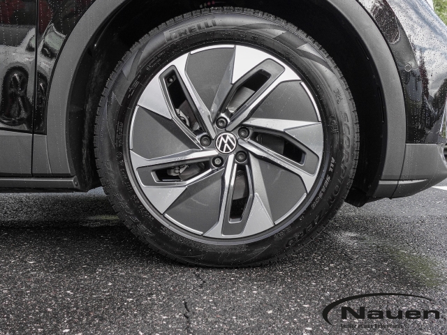 ID.4 Pure Performance *NAVI*KAMERA*SHZ+LHZ*LED*