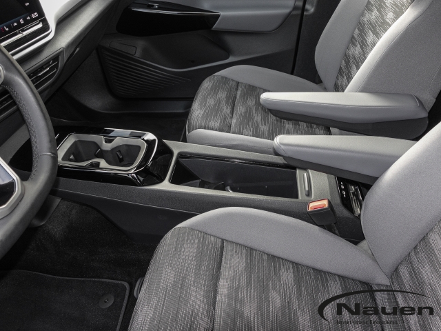 ID.4 Pure Performance *NAVI*KAMERA*SHZ+LHZ*LED*