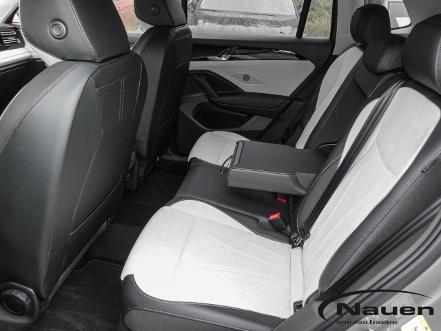 Tiguan 2.0 TDI Elegance DSG *AHK*NAVI*ACC*KAMERA*