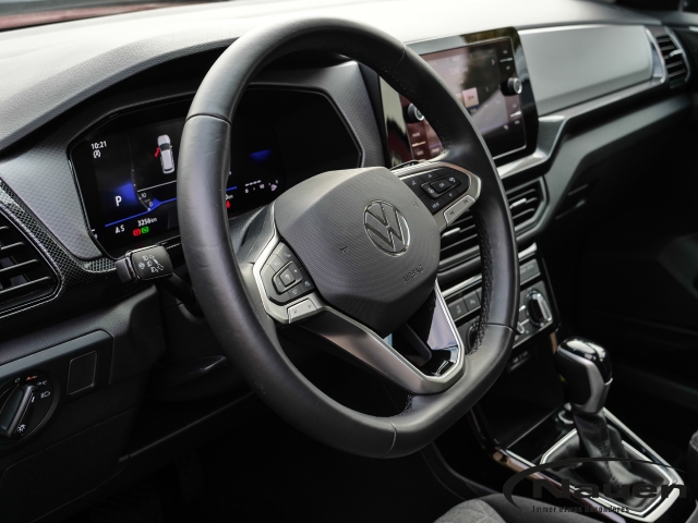 T-Cross Life *AHK*ACC*KAMERA*NAVI*MATRIX*SHZ*