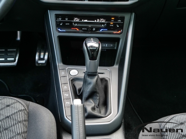 Polo 1.0 TSI R-Line *NAVI*PANO*KAMERA*BEATS*MATRIX*