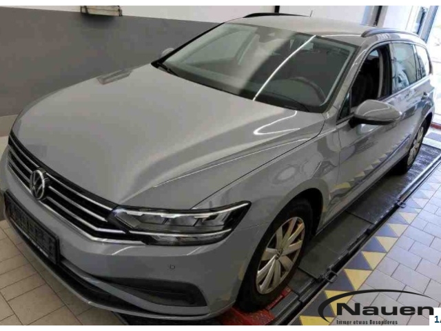 Passat 1.5 TSI DSG Conceptline *NAVI*KAMERA*LED*SHZ*