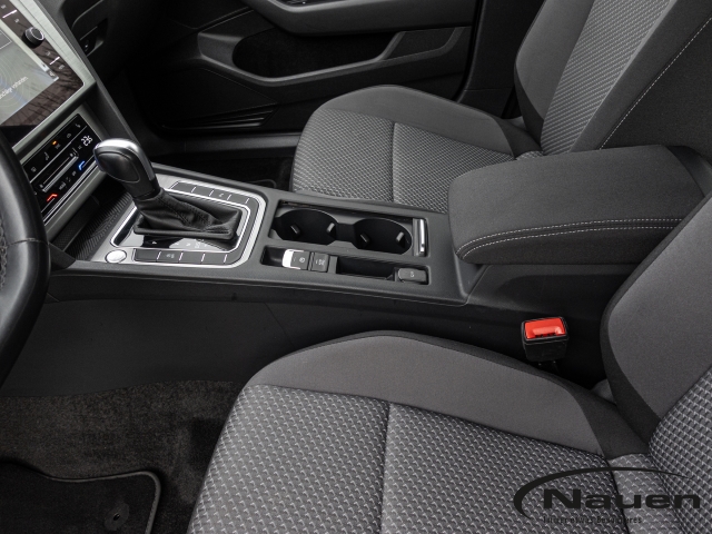 Passat 1.5 TSI DSG Conceptline *NAVI*KAMERA*LED*SHZ*