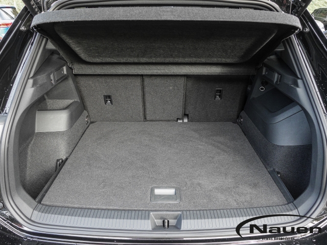Tiguan 2.0 TSI 4Motion R-Line *AHK*H&K*ACC*MATRIX*NAVI*