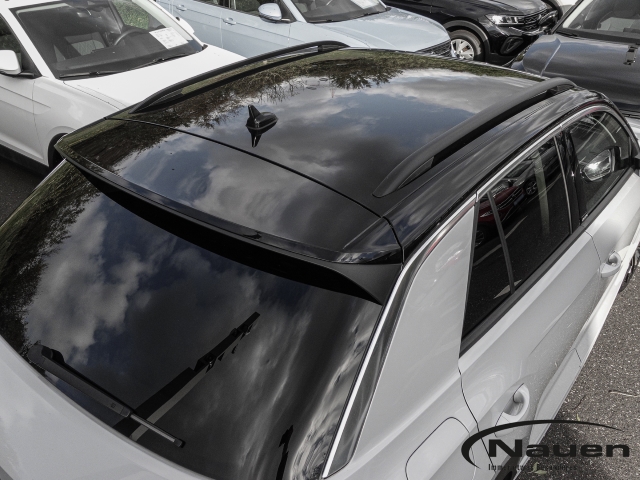 T-Roc 1.5 TSI DSG R-Line *NAVI*KAMERA*ACC*LED*