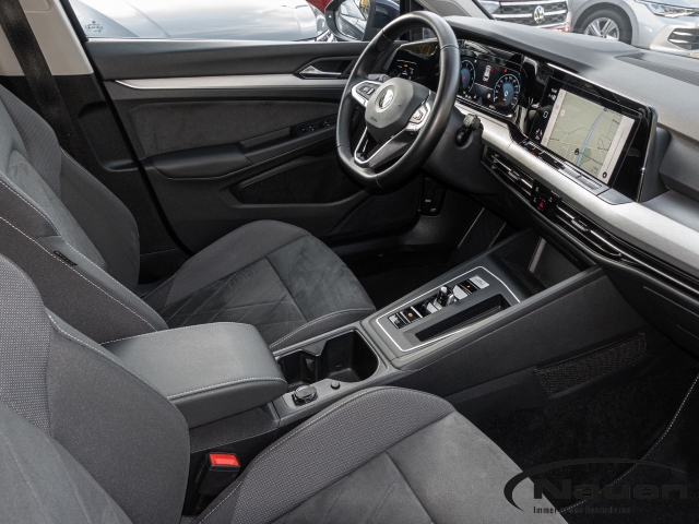 Golf VIII 2.0 TDI DSG Life *ACC*NAVI*KAMERA*LED*