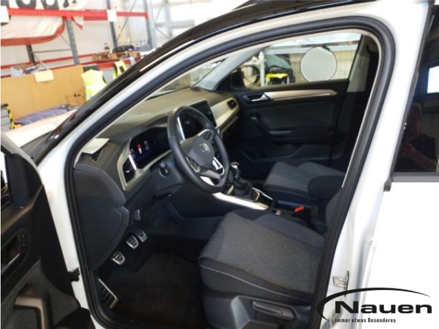 T-Roc 1.0 TSI 6-Gang MOVE Navi LED Apple CarPlay Android