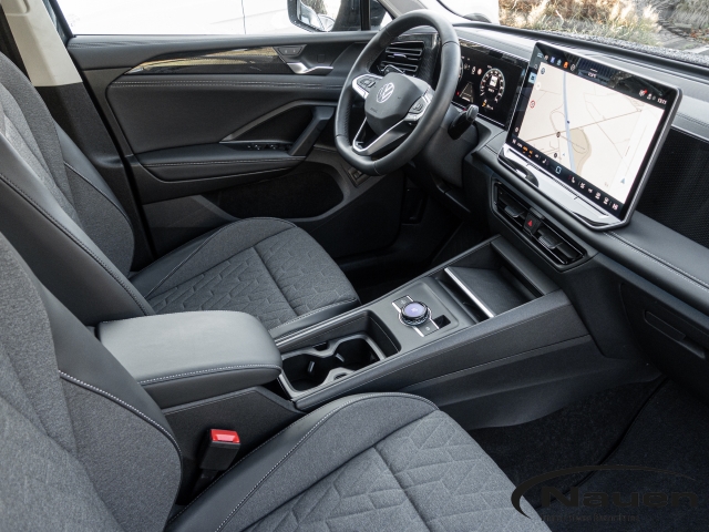 Tiguan Life 1.5 DSG,AHK,PANO,Head,NAVI,SHZ+LHZ