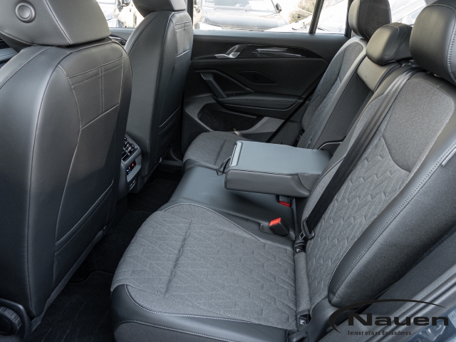 Tiguan Life 1.5 DSG,AHK,PANO,Head,NAVI,SHZ+LHZ