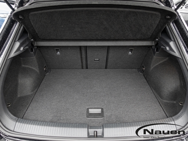 T-Roc R-Line 1.5 TSI DSG *AHK*ACC*KAMERA*NAVI*LED*